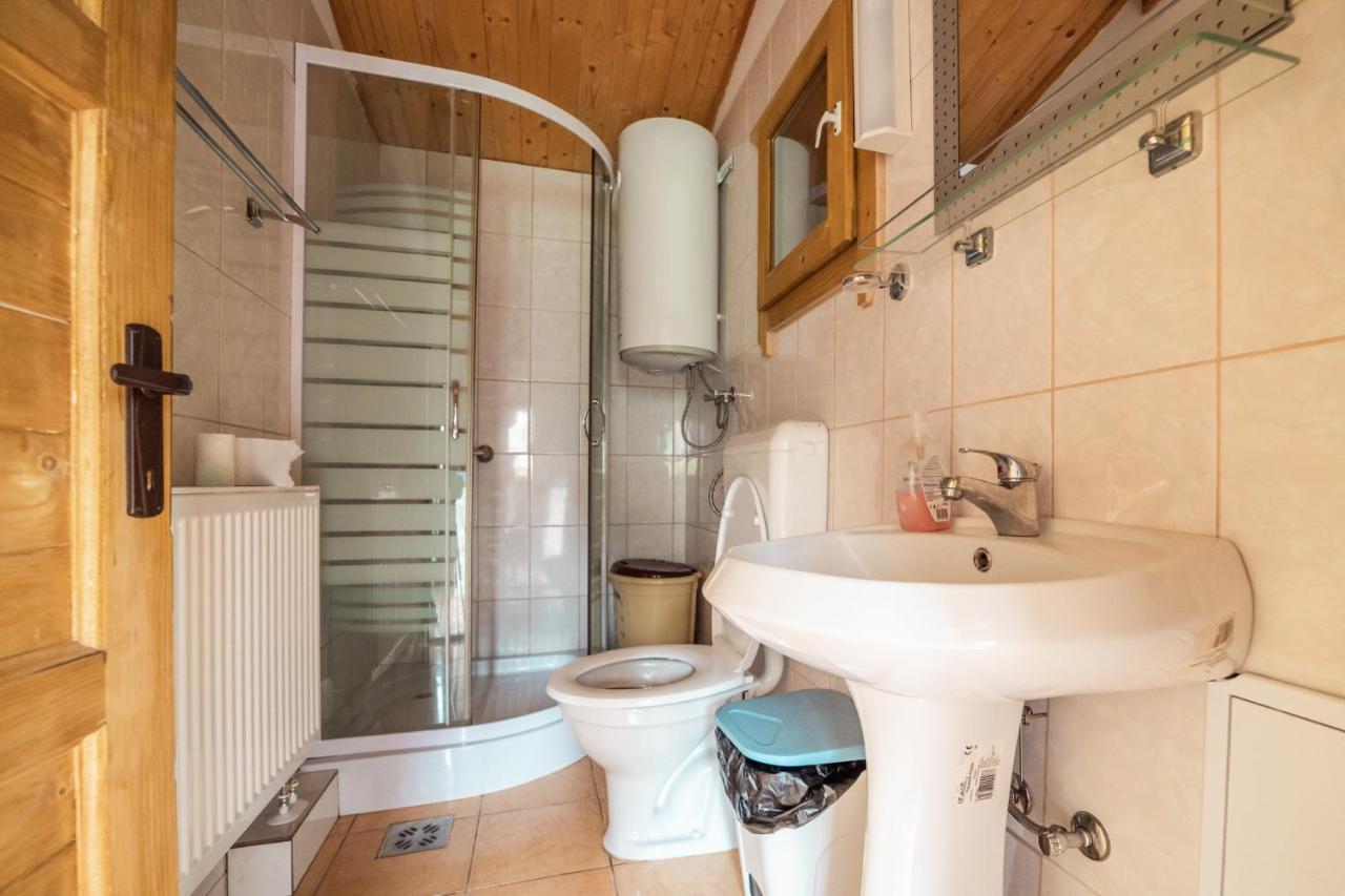 Biotour Camping & Restaurant Ghimeş-Făget エクステリア 写真