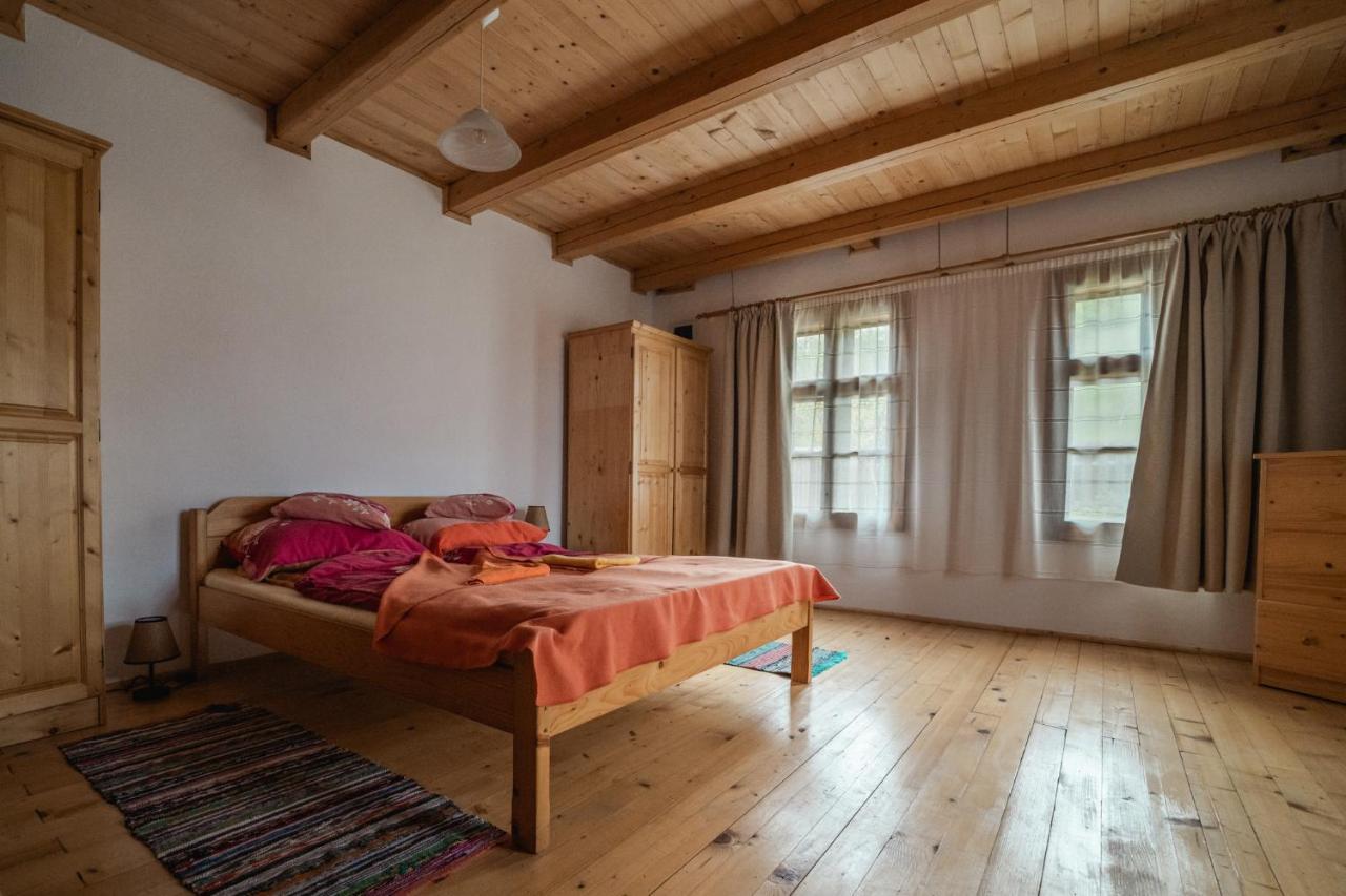 Biotour Camping & Restaurant Ghimeş-Făget エクステリア 写真
