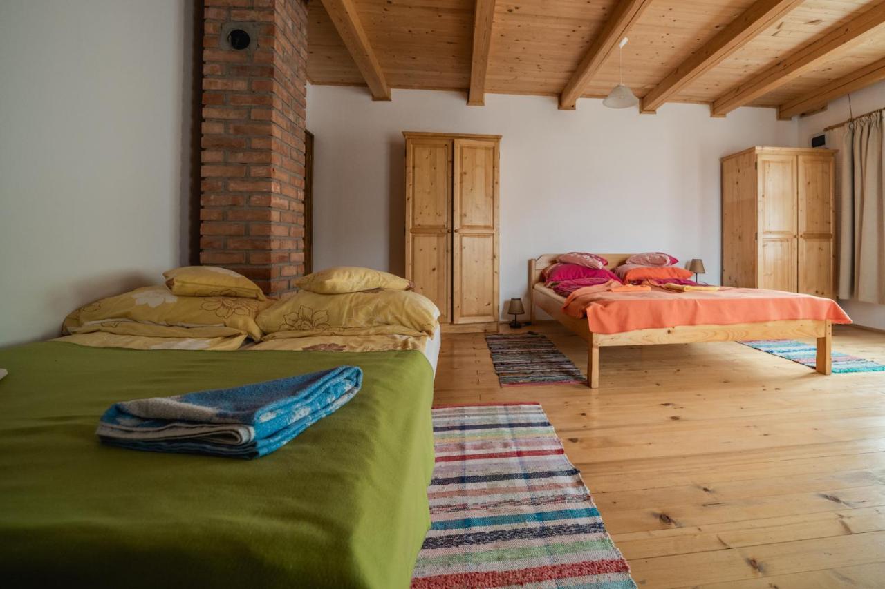 Biotour Camping & Restaurant Ghimeş-Făget エクステリア 写真