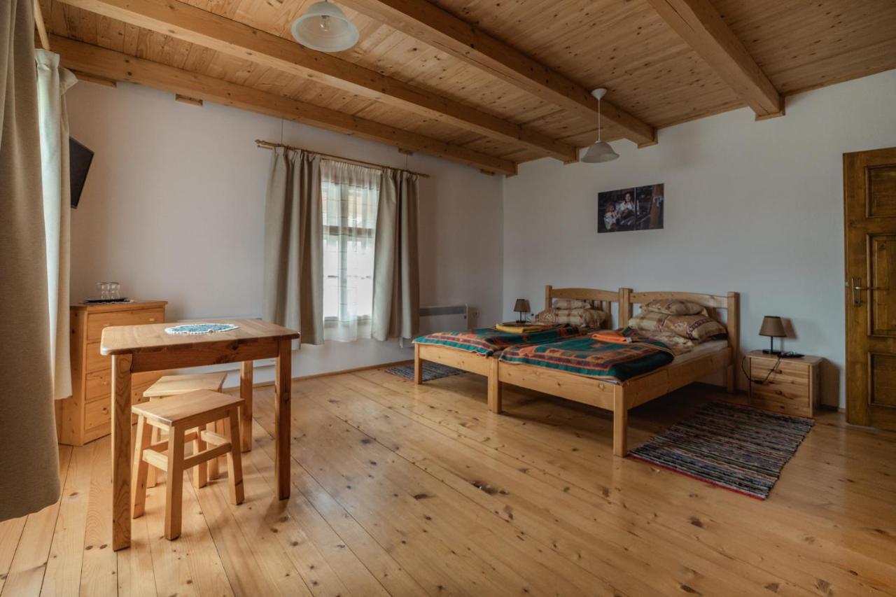 Biotour Camping & Restaurant Ghimeş-Făget エクステリア 写真
