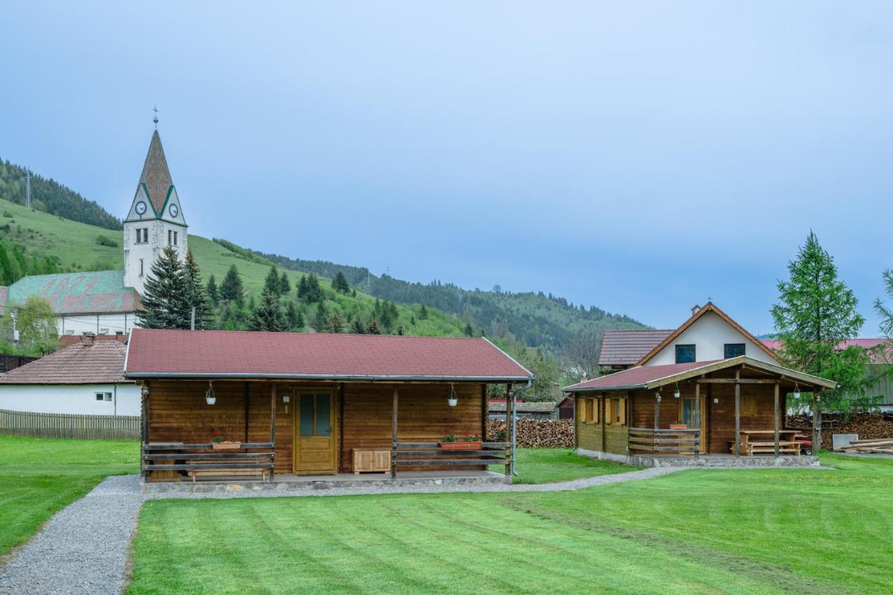 Biotour Camping & Restaurant Ghimeş-Făget エクステリア 写真