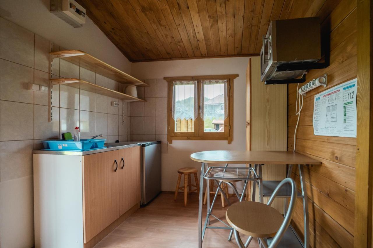 Biotour Camping & Restaurant Ghimeş-Făget エクステリア 写真