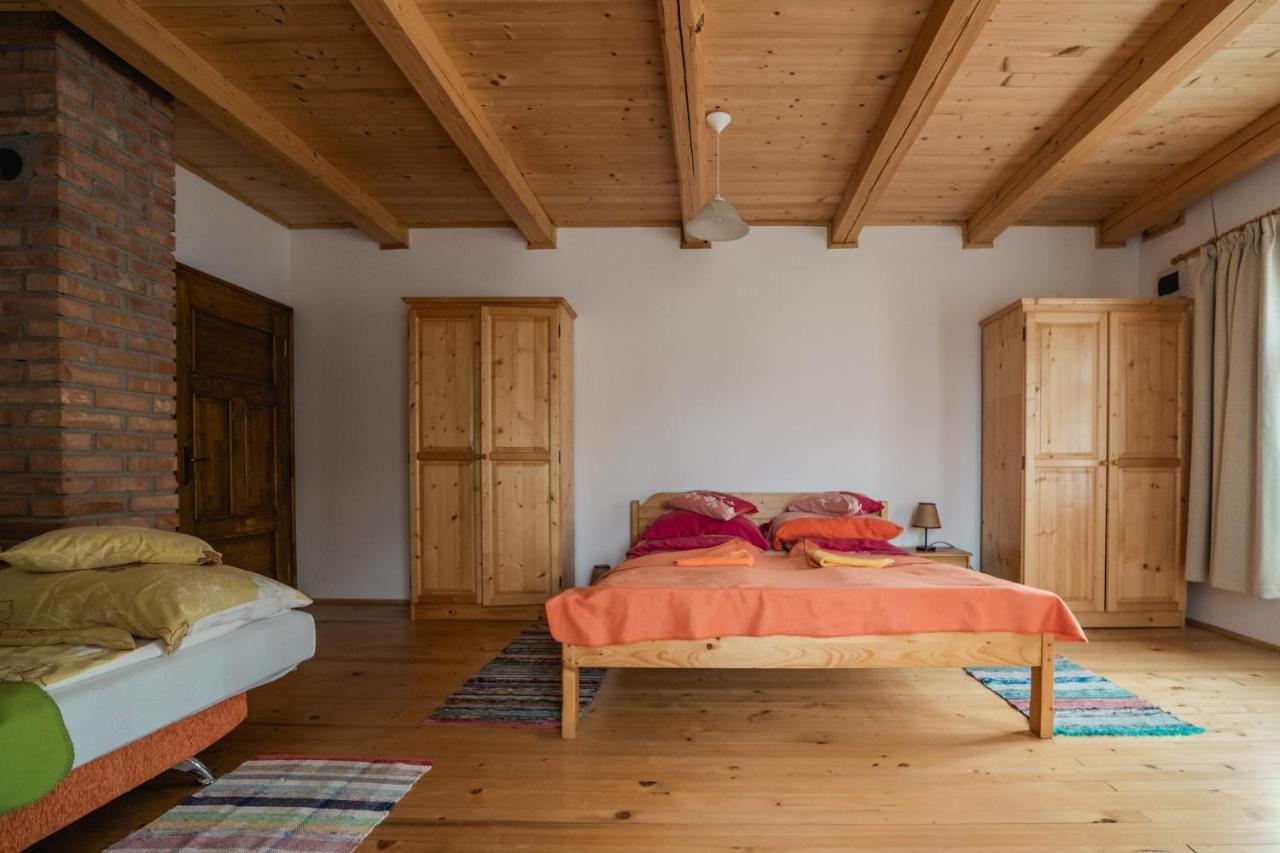 Biotour Camping & Restaurant Ghimeş-Făget エクステリア 写真