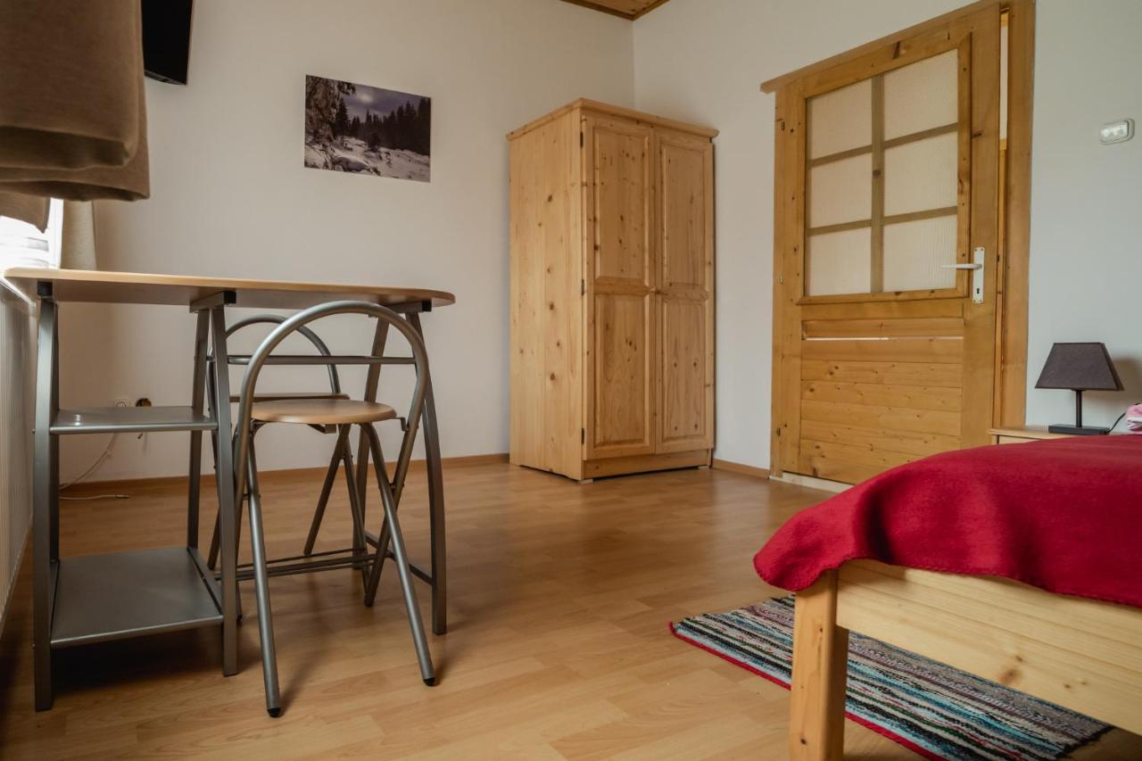 Biotour Camping & Restaurant Ghimeş-Făget エクステリア 写真