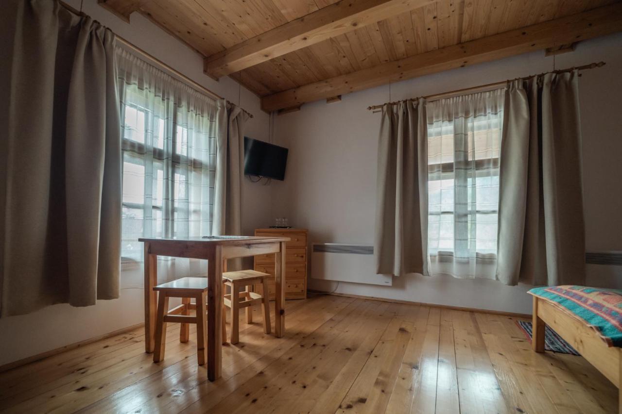 Biotour Camping & Restaurant Ghimeş-Făget エクステリア 写真