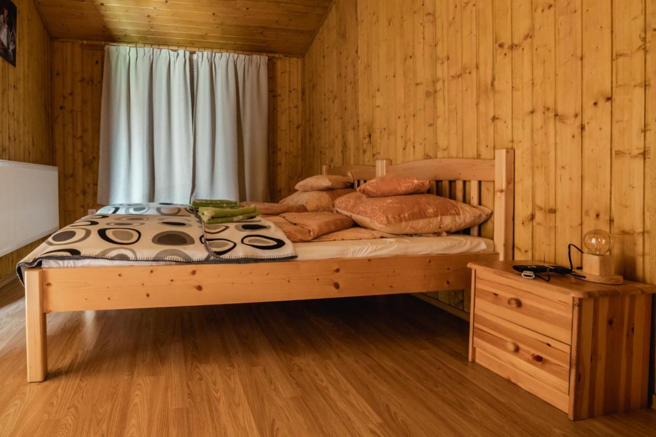 Biotour Camping & Restaurant Ghimeş-Făget エクステリア 写真